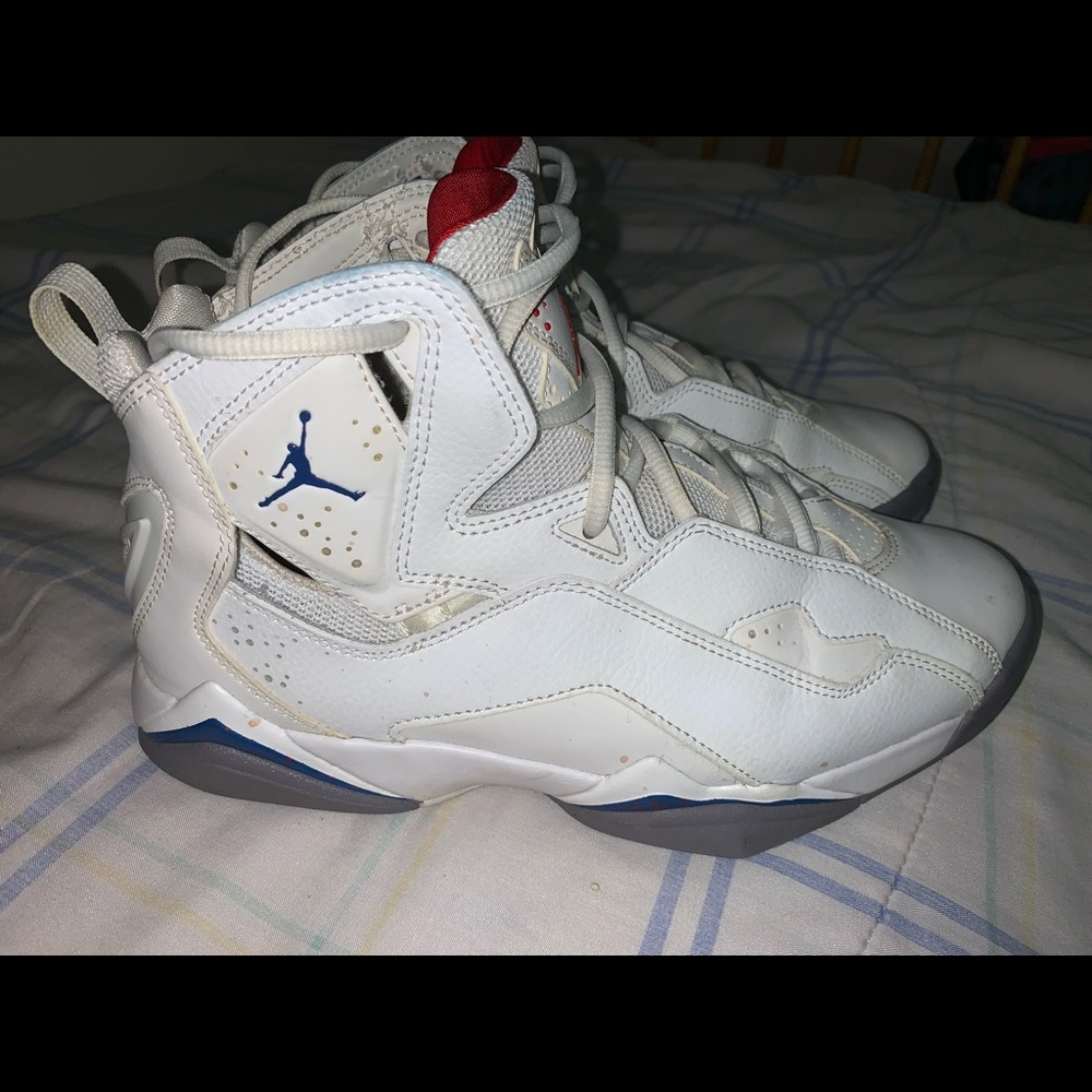 Jordan 7s - Picture 2 of 4